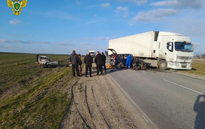 Два человека погибли в лобовом ДТП в Благодарненском  округе