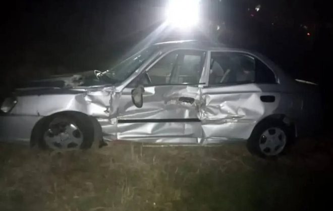 Грузовой поезд врезался в легковушку в Будённовском округе