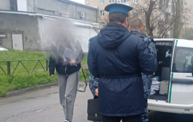 Больную туберкулёзом женщину доставили на принудительное лечение в Георгиевске