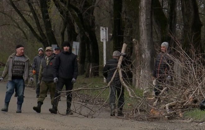 Жители Ставрополя поучаствовали во всероссийском субботнике