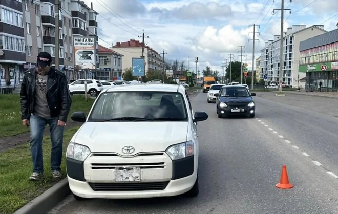 Подросток пострадал под колесами машины в Михайловске