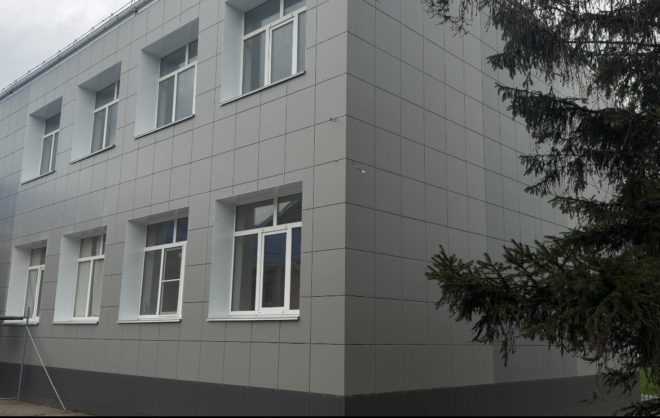 Школу в селе Красногвардейского округа обновляют с опережением графика