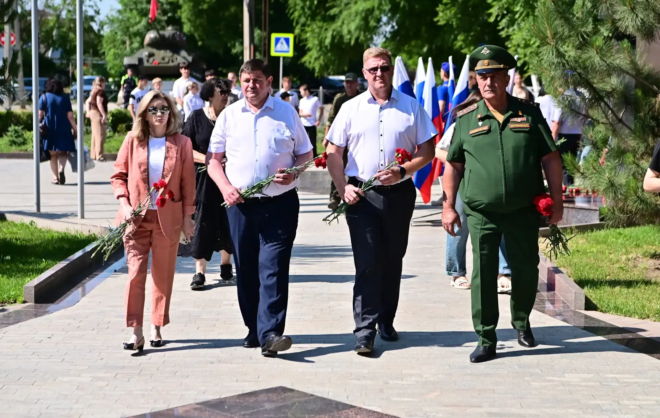 В Будённовске почтили память жертв теракта 1995 года