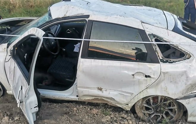 Один человек пострадал в результате опрокидывания машины в Левокумском округе