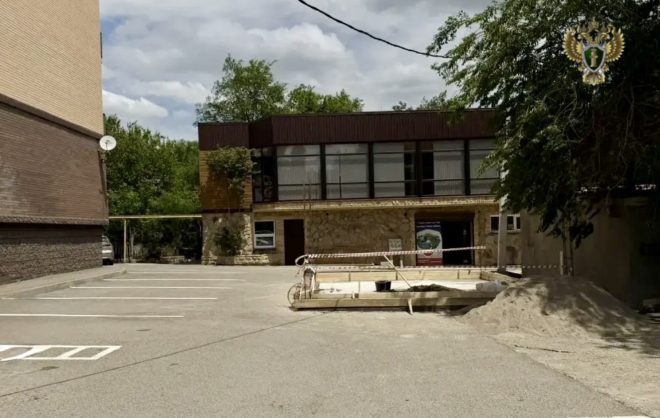 В Минводах проверят законность строительства гаража у МКД