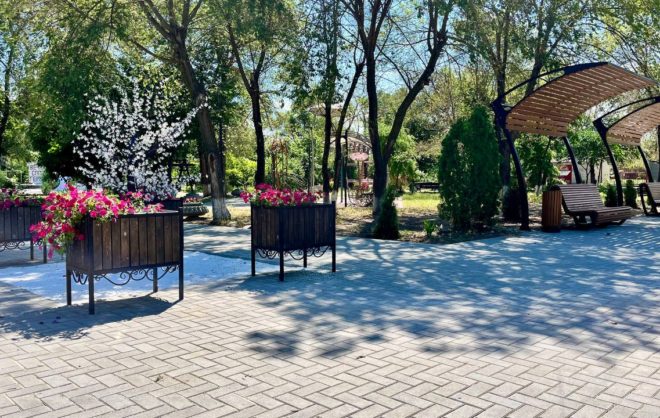 Сквер возле часовни благоустроили в селе Апанасенковского округа