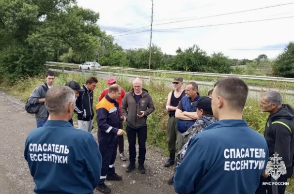 Спасатели четвёртые сутки ищут девочку в реке Подкумок