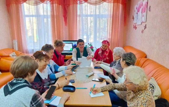 Пенсионеры Предгорья осваивают профессию контент-мейкера