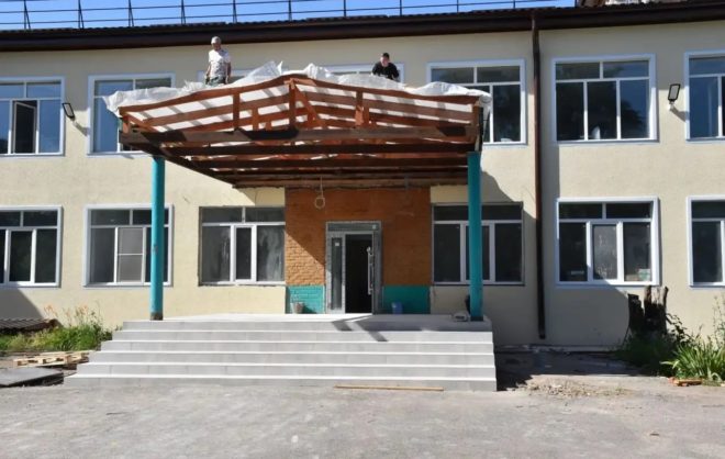 В Новоселицком округе завершают ремонт пяти образовательных учреждений