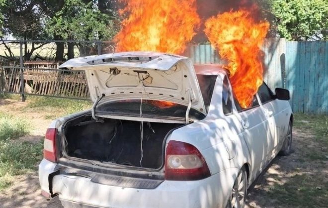 Ревнивая жительница Ставрополя сожгла автомобиль знакомого