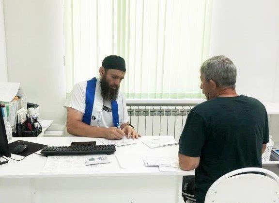 Медики осмотрели жителей села в Александровском округе