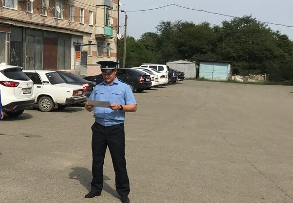 На Ставрополье приставы убедили женщину освободить незаконно занятый дом