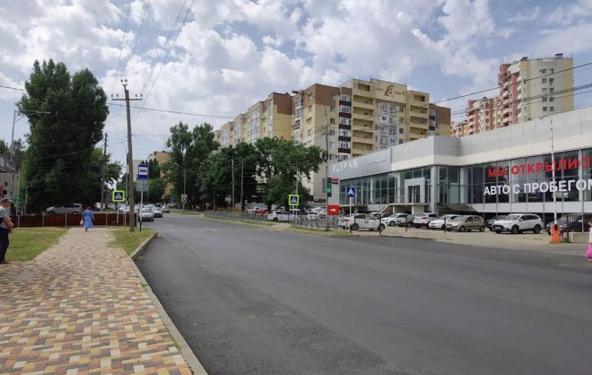 В Ставрополе заработал новый светофор по улице Октябрьской